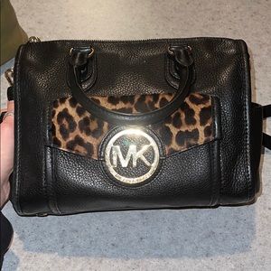 Michael Kors Black Genuine leather satchel purse